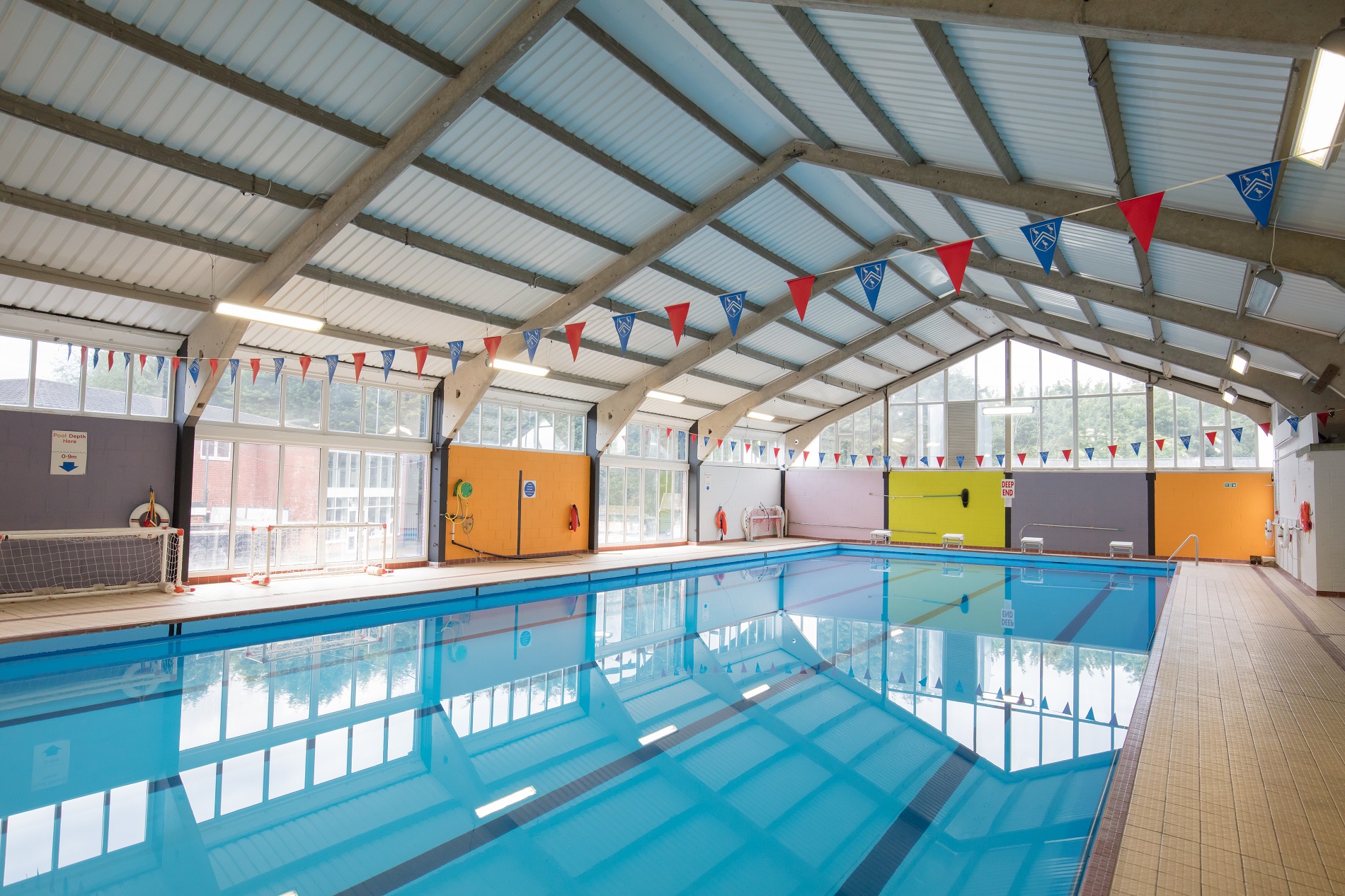 Grammar School and High School Swimming Gala